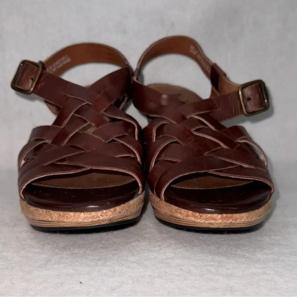 EUC Women’s Indigo by Clarks Brown Leather Slingback Wedges Cork 3.5” Heels 9.5